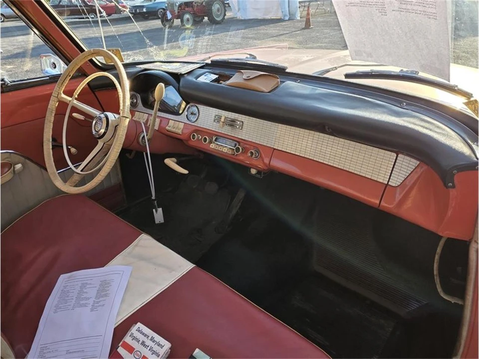 1960 Ford Taurus - Image 8 of 12