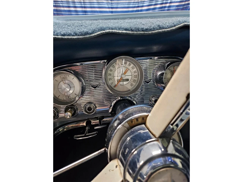 1960 Ford Thunderbird 2nd Gen - Image 17 of 18