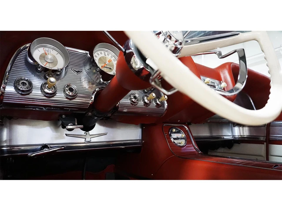 1960 Ford Thunderbird 2nd Gen - Image 22 of 31