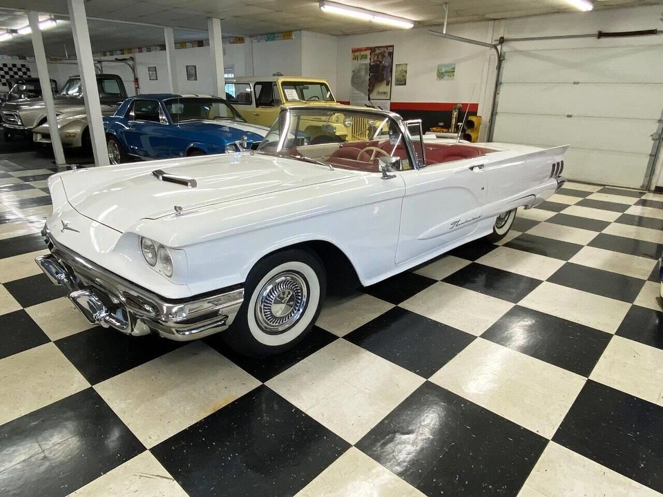 1960 Ford Thunderbird 2nd Gen - Image 3 of 26