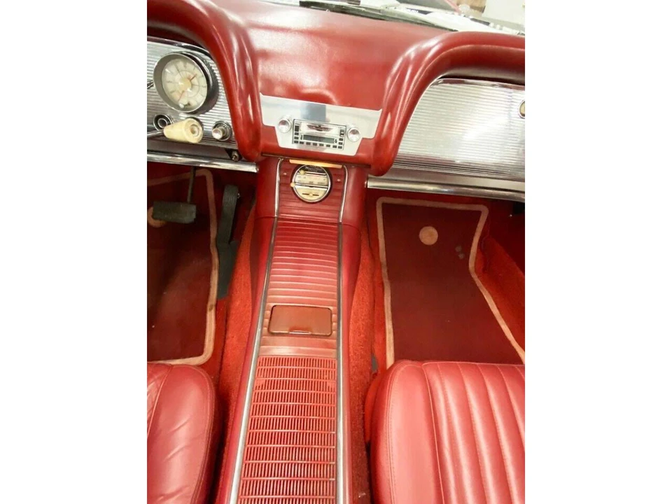 1960 Ford Thunderbird 2nd Gen - Image 18 of 26