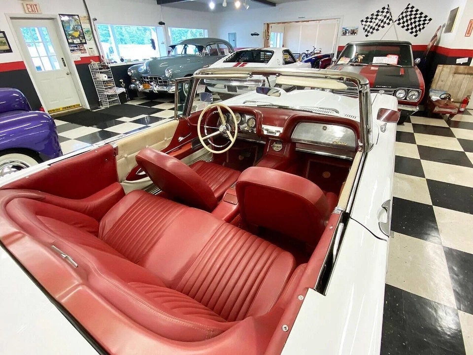1960 Ford Thunderbird 2nd Gen - Image 8 of 26