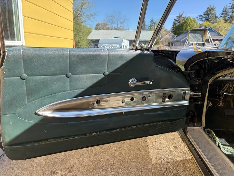 1960 Ford Thunderbird 2nd Gen - Image 6 of 15