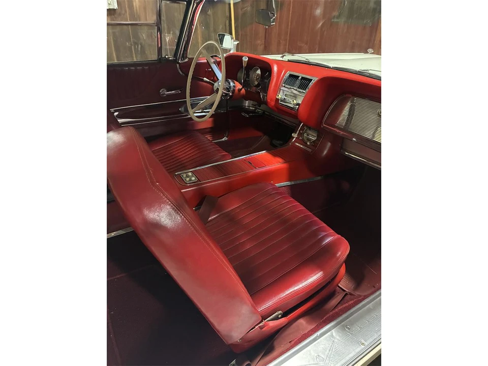 1960 Ford Thunderbird 2nd Gen - Image 6 of 14