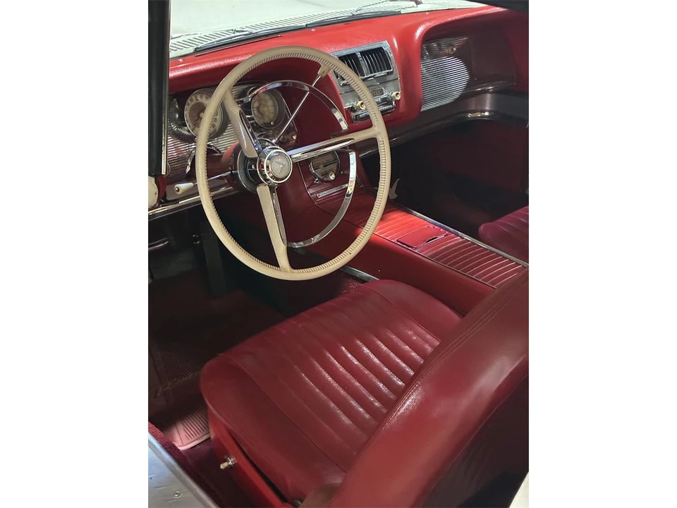 1960 Ford Thunderbird 2nd Gen - Image 9 of 14