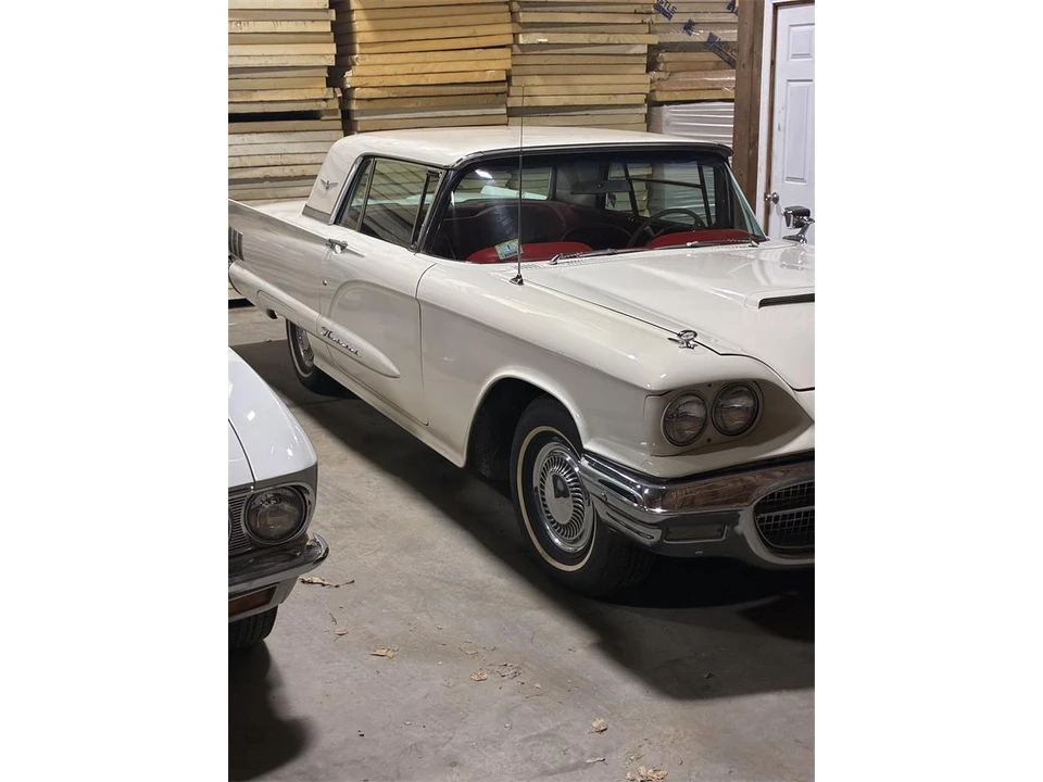 1960 Ford Thunderbird 2nd Gen - Image 4 of 14