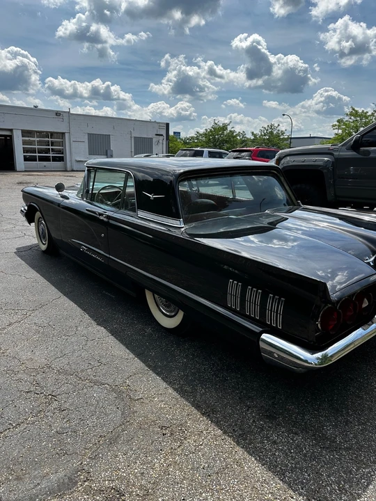 1960 Ford Thunderbird 2nd Gen - Image 3 of 11