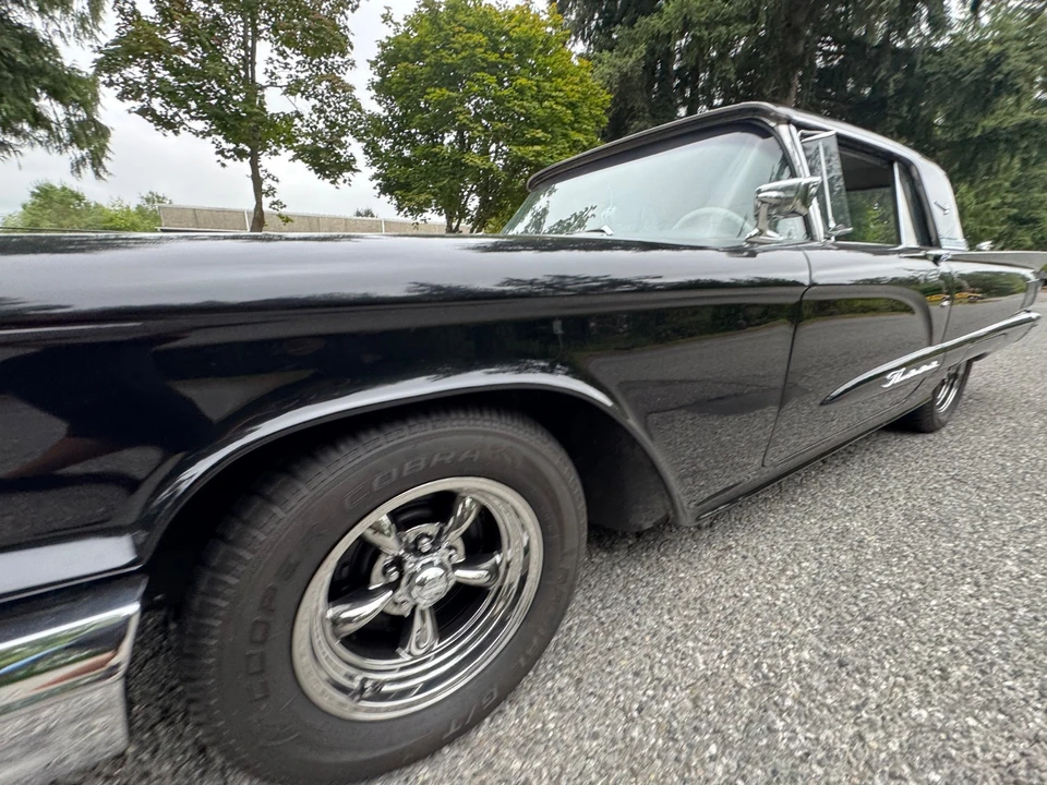 1960 Ford Thunderbird 2nd Gen - Image 9 of 31