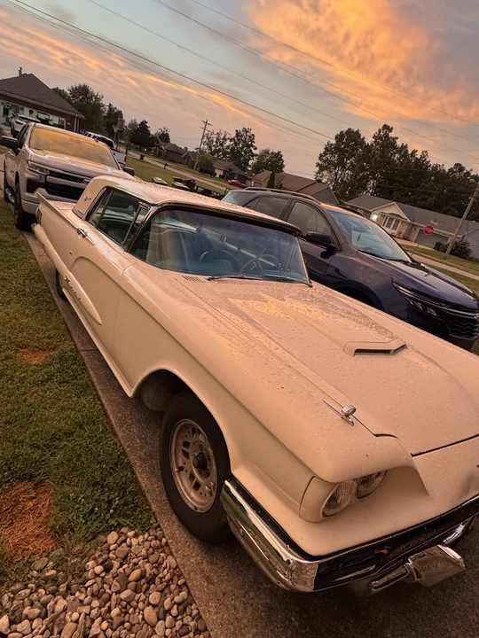 1960 Ford Thunderbird 2nd Gen - Image 5 of 19