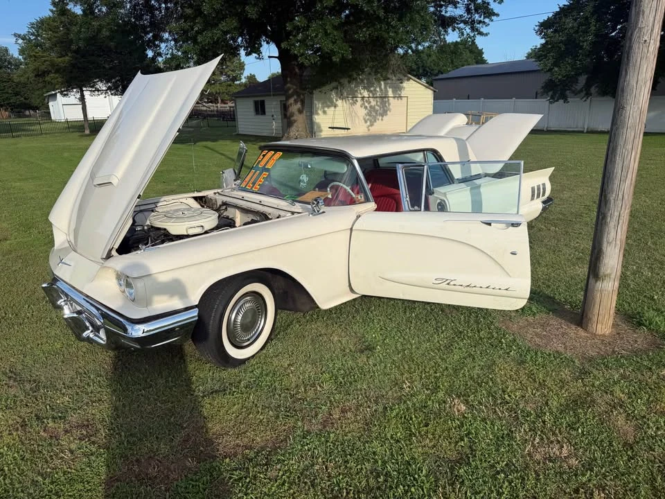 1960 Ford Thunderbird 2nd Gen - Image 3 of 8