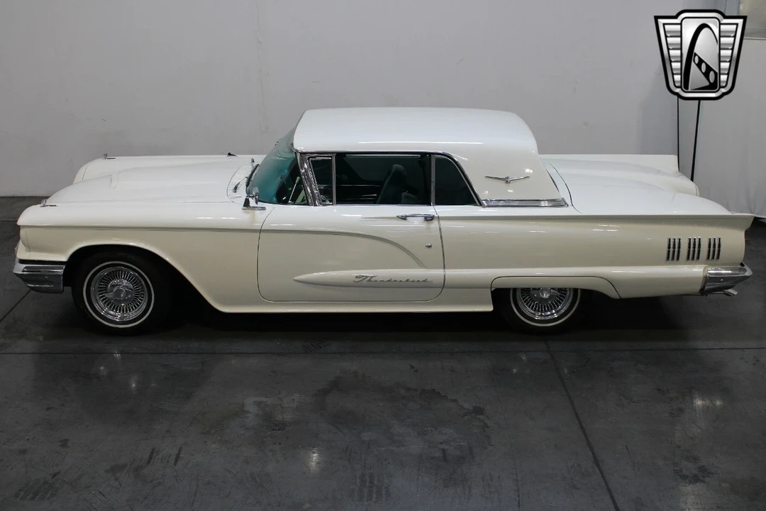 1960 Ford Thunderbird 2nd Gen - Image 11 of 21
