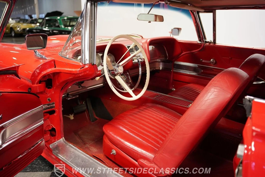 1960 Ford Thunderbird 2nd Gen - Image 5 of 12