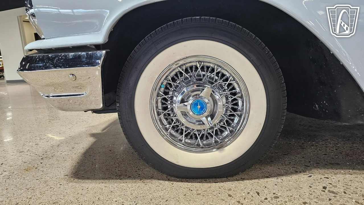 1960 Ford Thunderbird 2nd Gen - Image 26 of 31