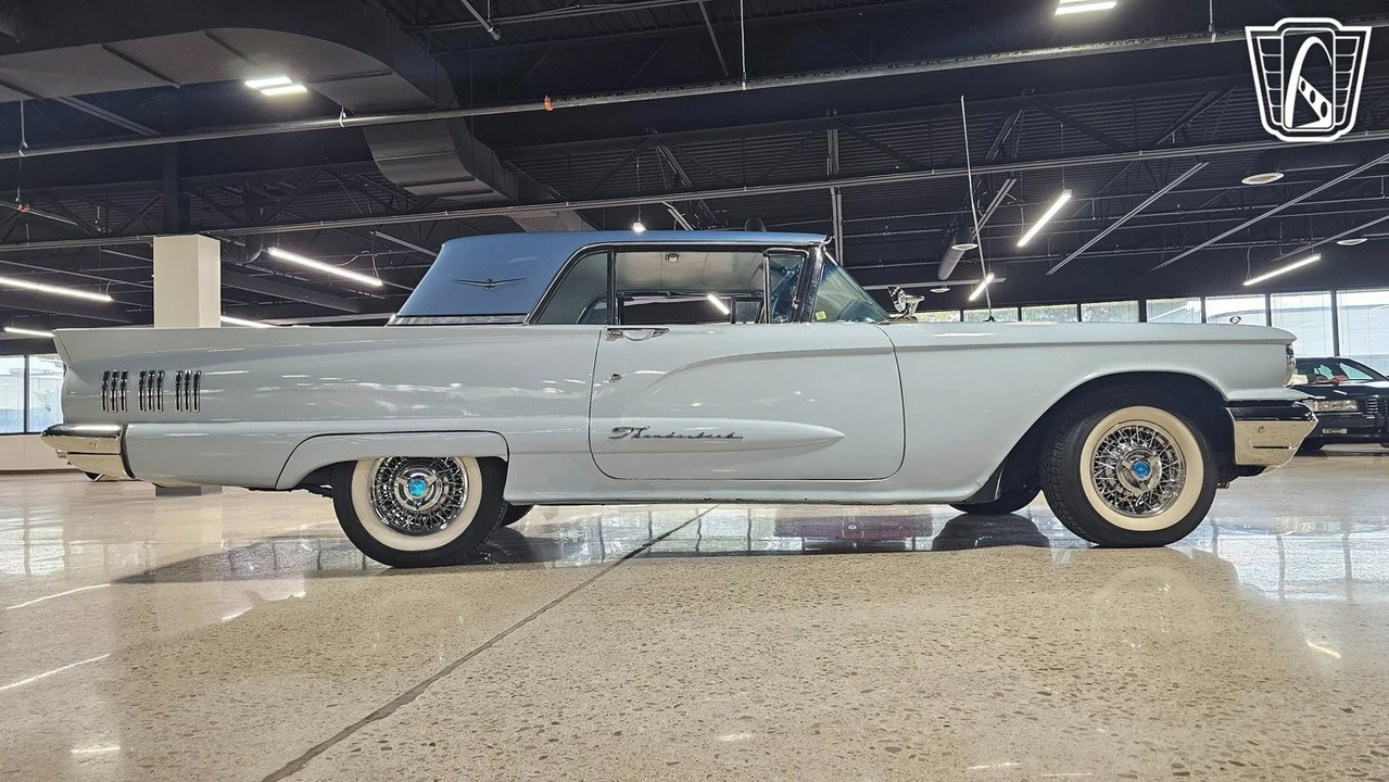 1960 Ford Thunderbird 2nd Gen - Image 15 of 21