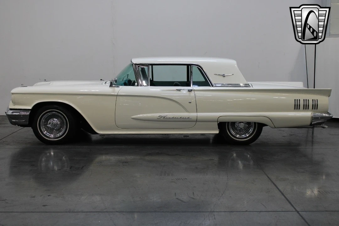 1960 Ford Thunderbird 2nd Gen - Image 16 of 21