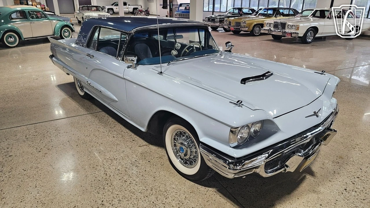 1960 Ford Thunderbird 2nd Gen - Image 17 of 21