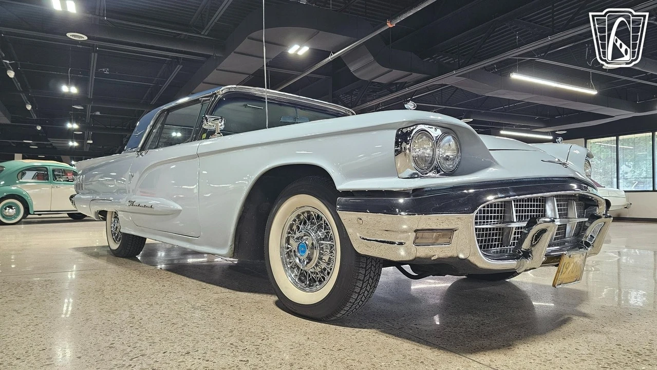 1960 Ford Thunderbird 2nd Gen - Image 17 of 21