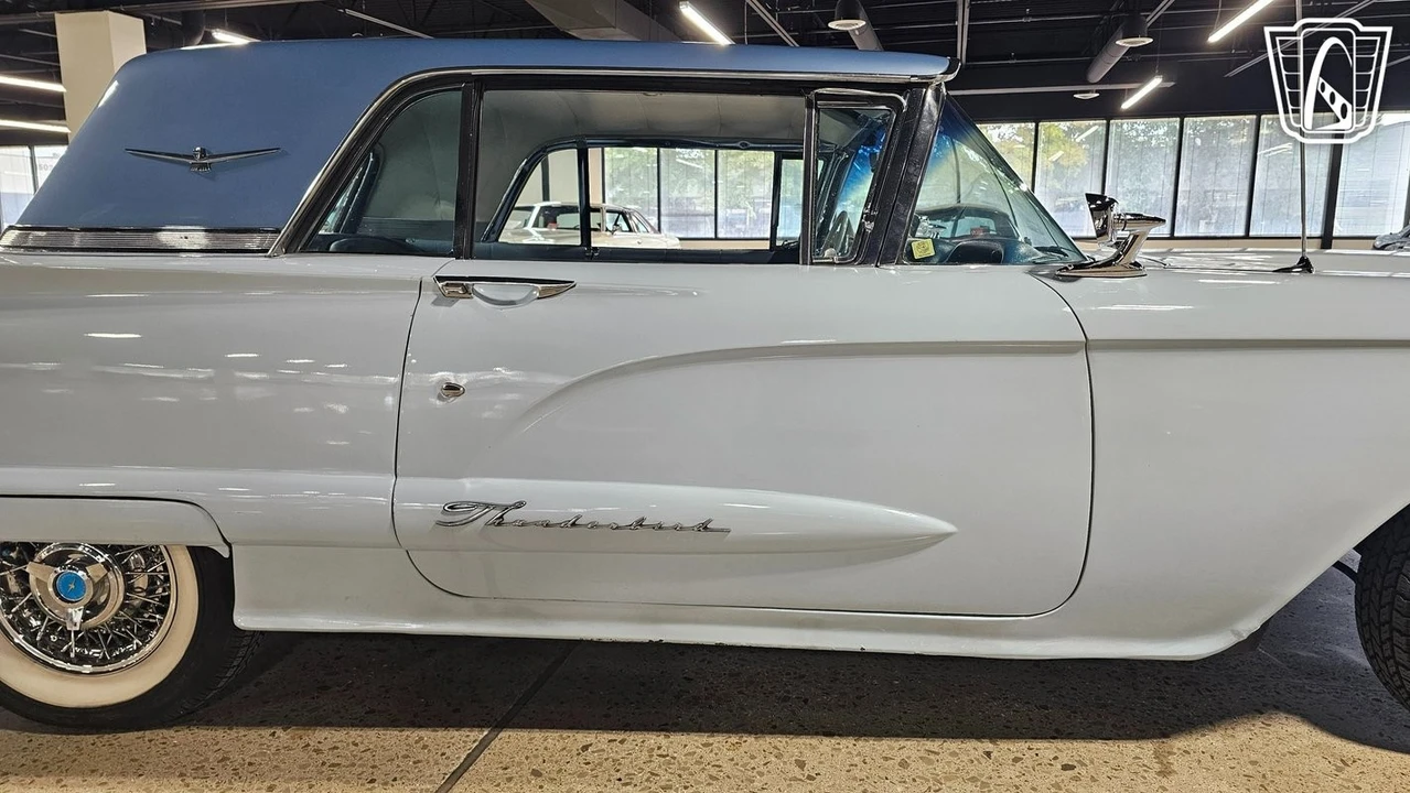 1960 Ford Thunderbird 2nd Gen - Image 24 of 31