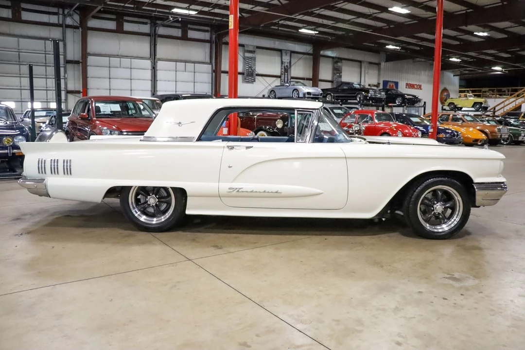 1960 Ford Thunderbird 2nd Gen - Image 10 of 12
