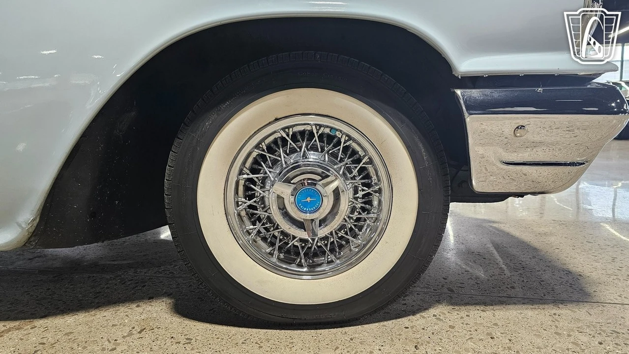 1960 Ford Thunderbird 2nd Gen - Image 28 of 31