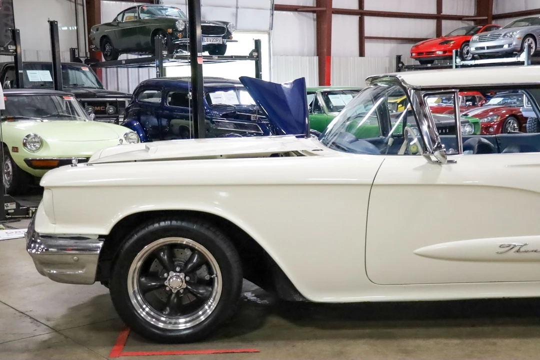 1960 Ford Thunderbird 2nd Gen - Image 3 of 12