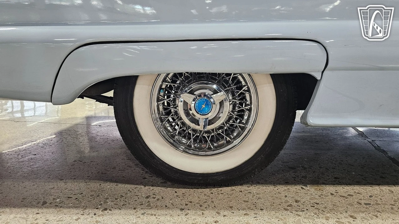 1960 Ford Thunderbird 2nd Gen - Image 29 of 31