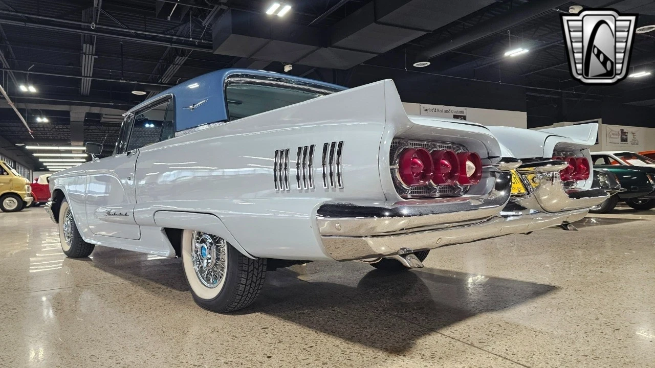 1960 Ford Thunderbird 2nd Gen - Image 4 of 12