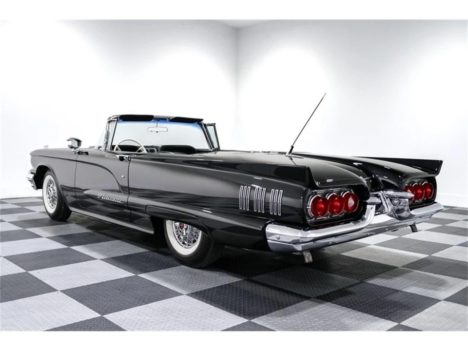 1960 Ford Thunderbird 2nd Gen - Image 7 of 31