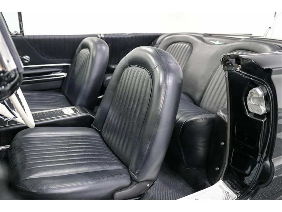 1960 Ford Thunderbird 2nd Gen - Image 17 of 31