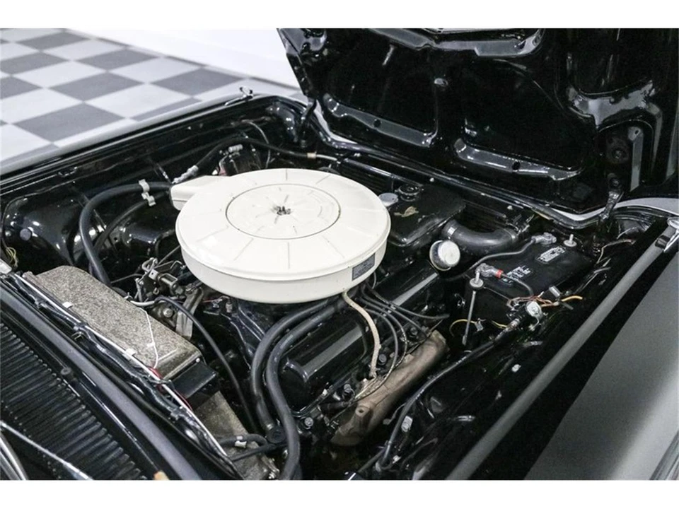 1960 Ford Thunderbird 2nd Gen - Image 28 of 31