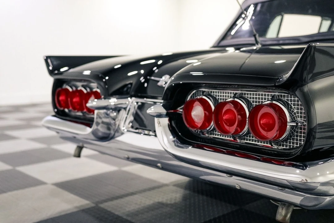 1960 Ford Thunderbird 2nd Gen - Image 10 of 31