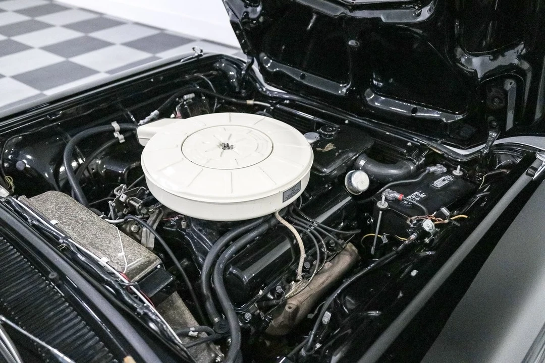 1960 Ford Thunderbird 2nd Gen - Image 28 of 31