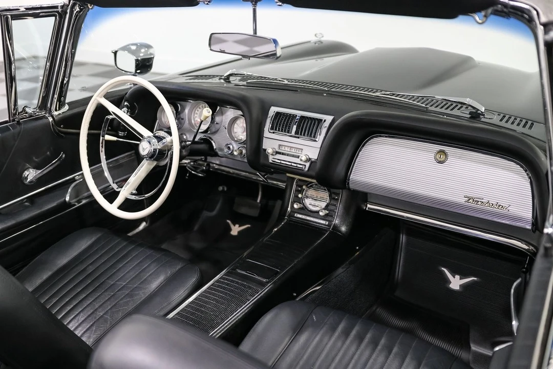 1960 Ford Thunderbird 2nd Gen - Image 22 of 31