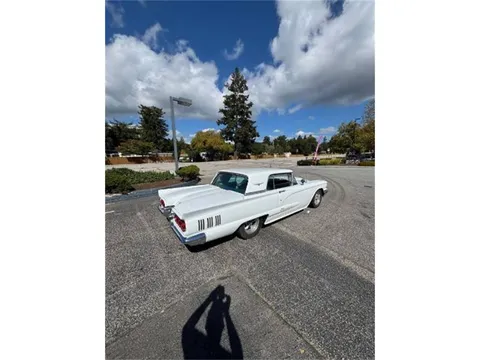1960 Ford Thunderbird