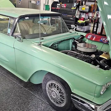 1960 Ford Thunderbird 007 Limited Edition Hard Top Convertible 2D