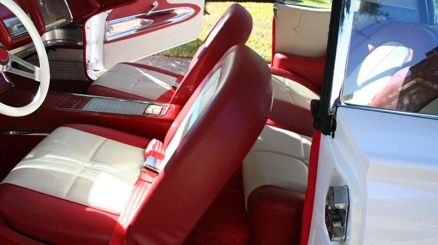 1960 Ford Thunderbird 2nd Gen - Image 4 of 11