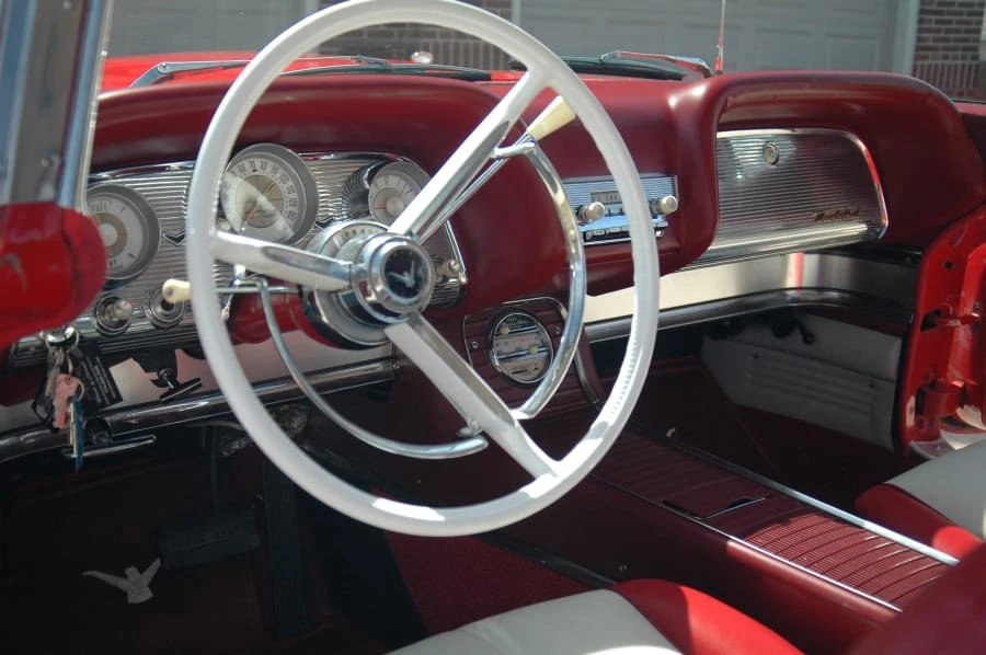 1960 Ford Thunderbird 2nd Gen - Image 3 of 12