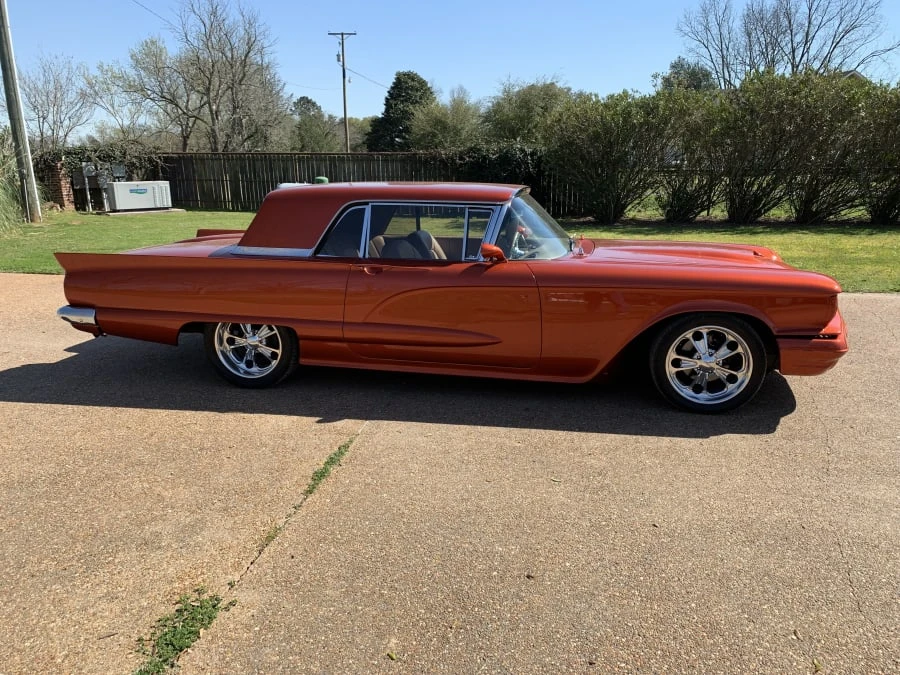 1960 Ford Thunderbird 2nd Gen - Image 7 of 10