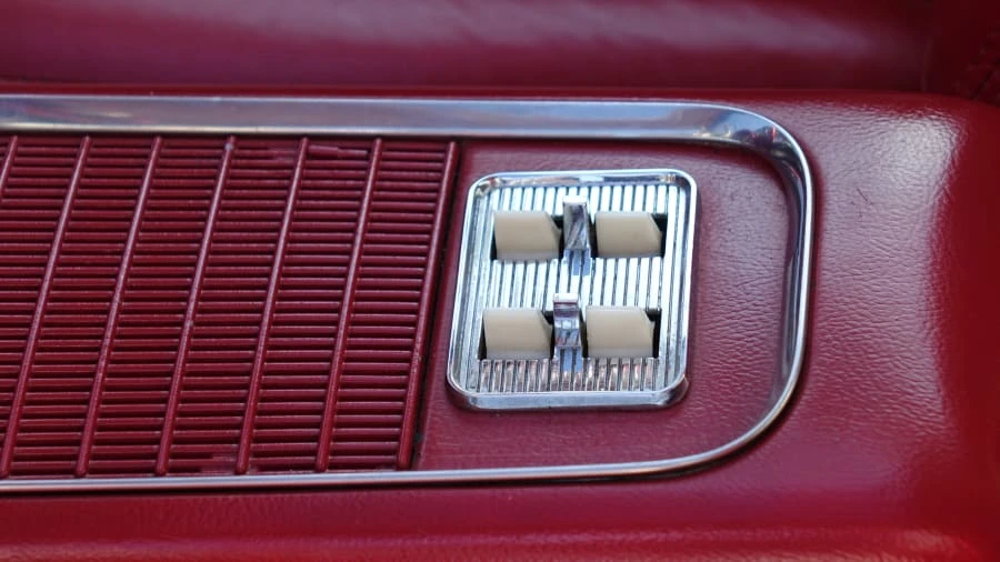 1960 Ford Thunderbird 2nd Gen - Image 8 of 22