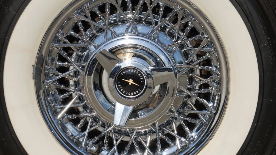 1960 Ford Thunderbird 2nd Gen - Image 16 of 22