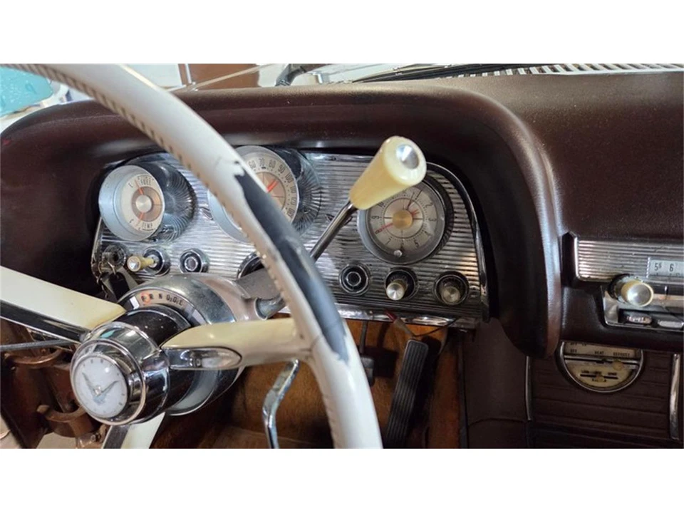 1960 Ford Thunderbird 2nd Gen - Image 24 of 31