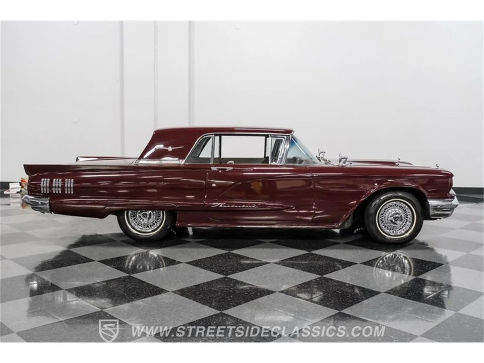 1960 Ford Thunderbird 2nd Gen - Image 13 of 31