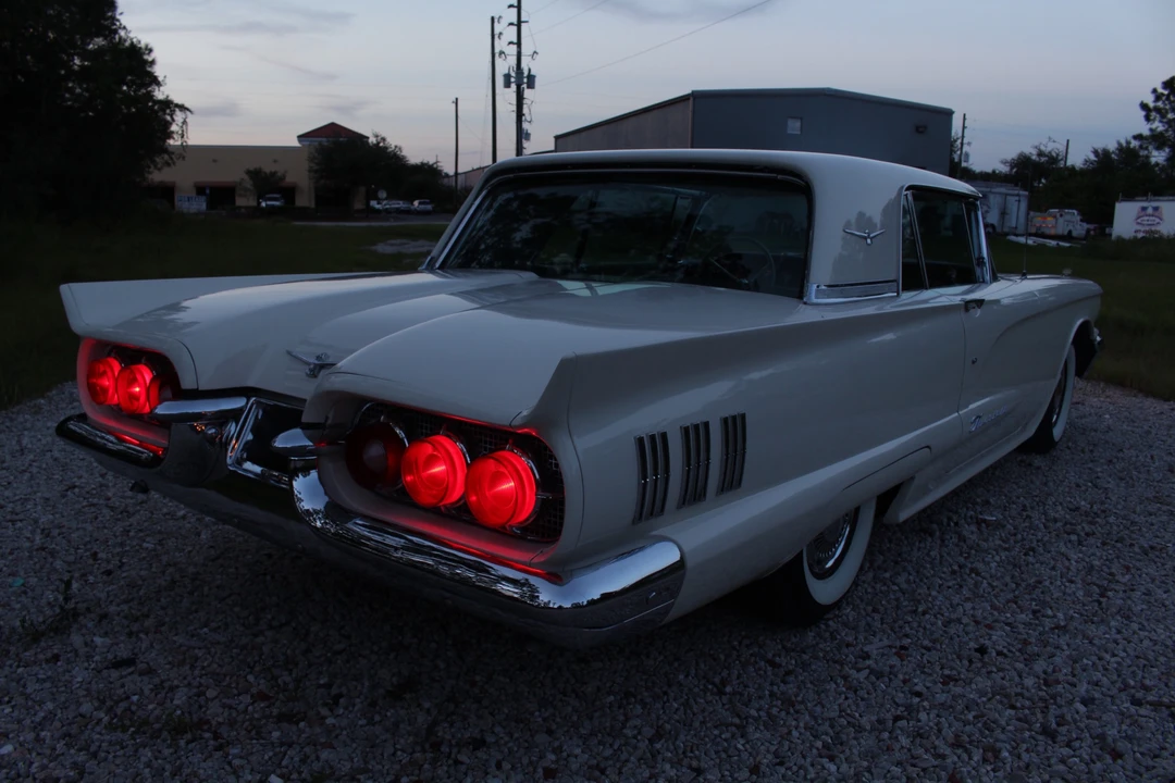 1960 Ford Thunderbird 2nd Gen - Image 21 of 31