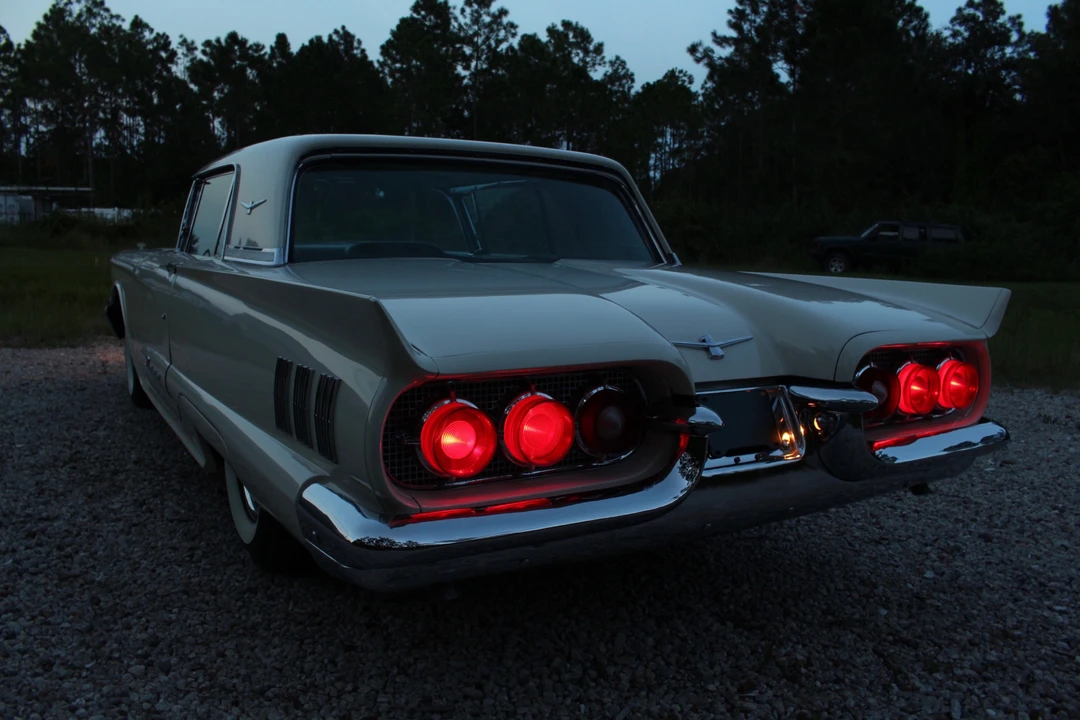 1960 Ford Thunderbird 2nd Gen - Image 19 of 31
