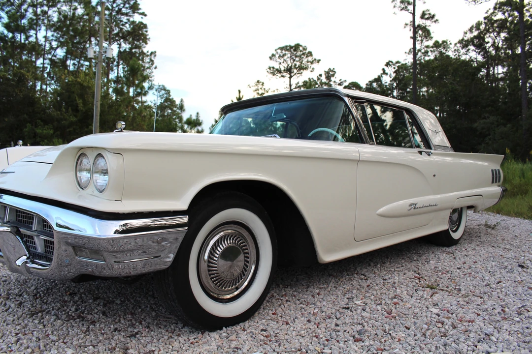 1960 Ford Thunderbird 2nd Gen - Image 9 of 31