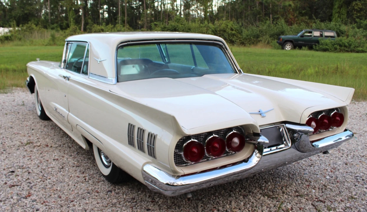 1960 Ford Thunderbird 2nd Gen - Image 4 of 31