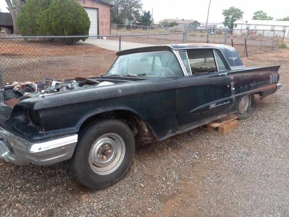 1960 Ford Thunderbird 2nd Gen - Image 4 of 10