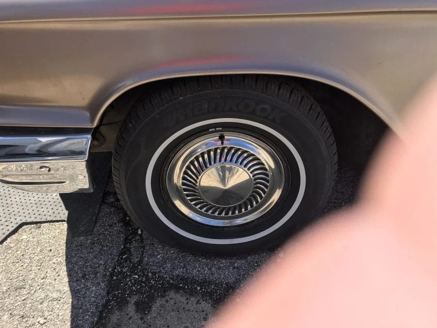 1960 Ford Thunderbird 2nd Gen - Image 7 of 9