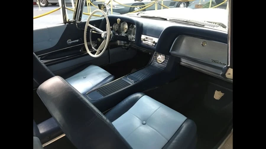 1960 Ford Thunderbird 2nd Gen - Image 4 of 7