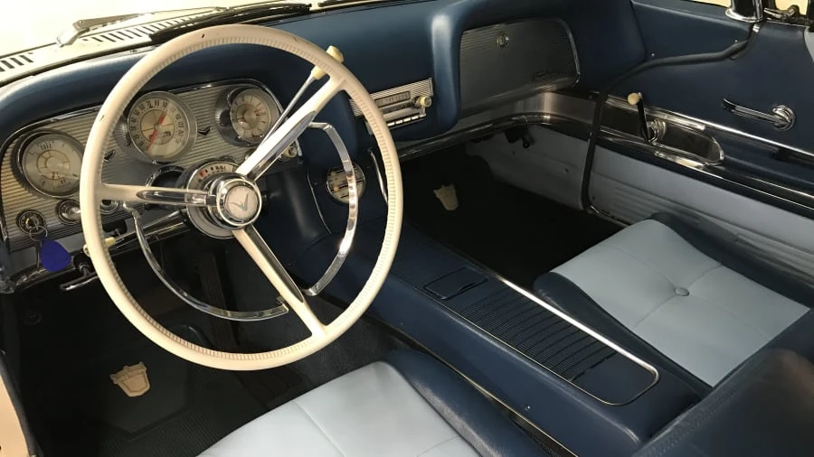 1960 Ford Thunderbird 2nd Gen - Image 2 of 9